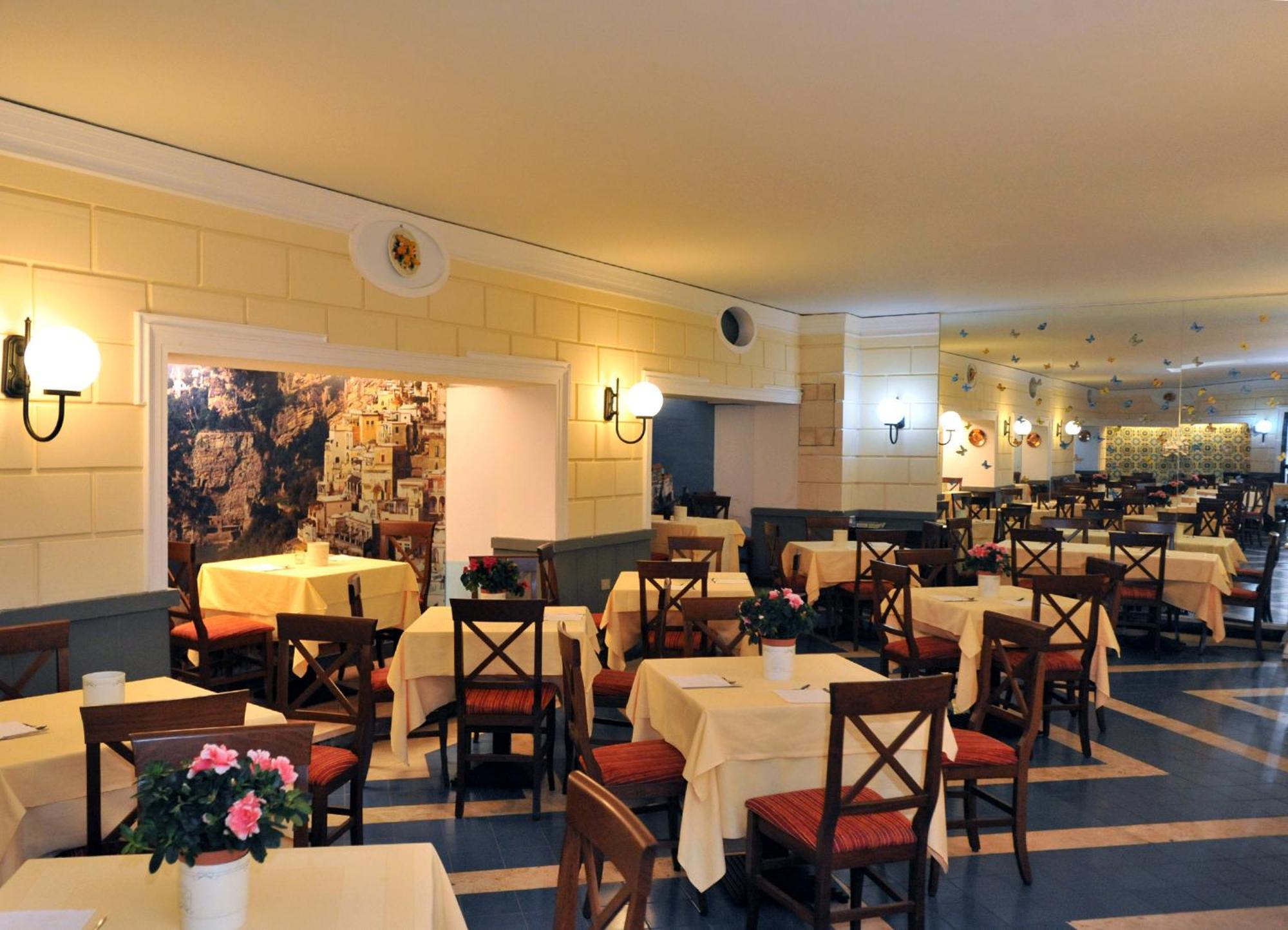 Hotel Miramare 마이오리 외부 사진